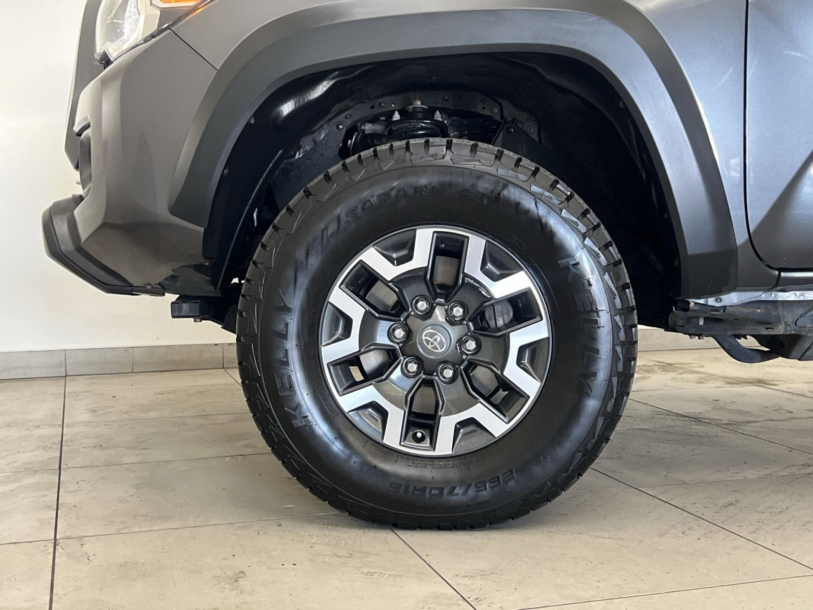 2022 Toyota Tacoma SR - Photo 10