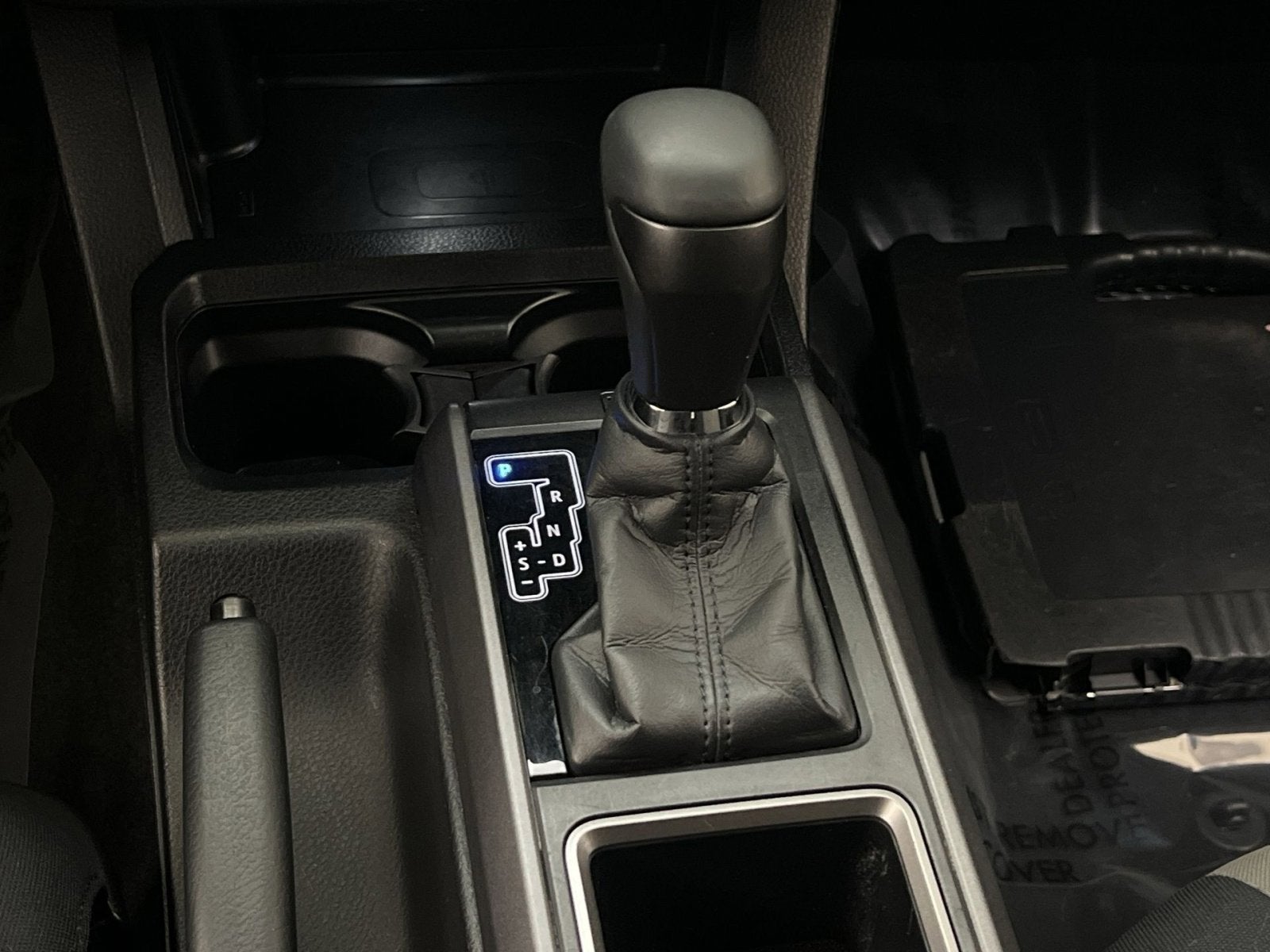 2022 Toyota Tacoma SR - Photo 20