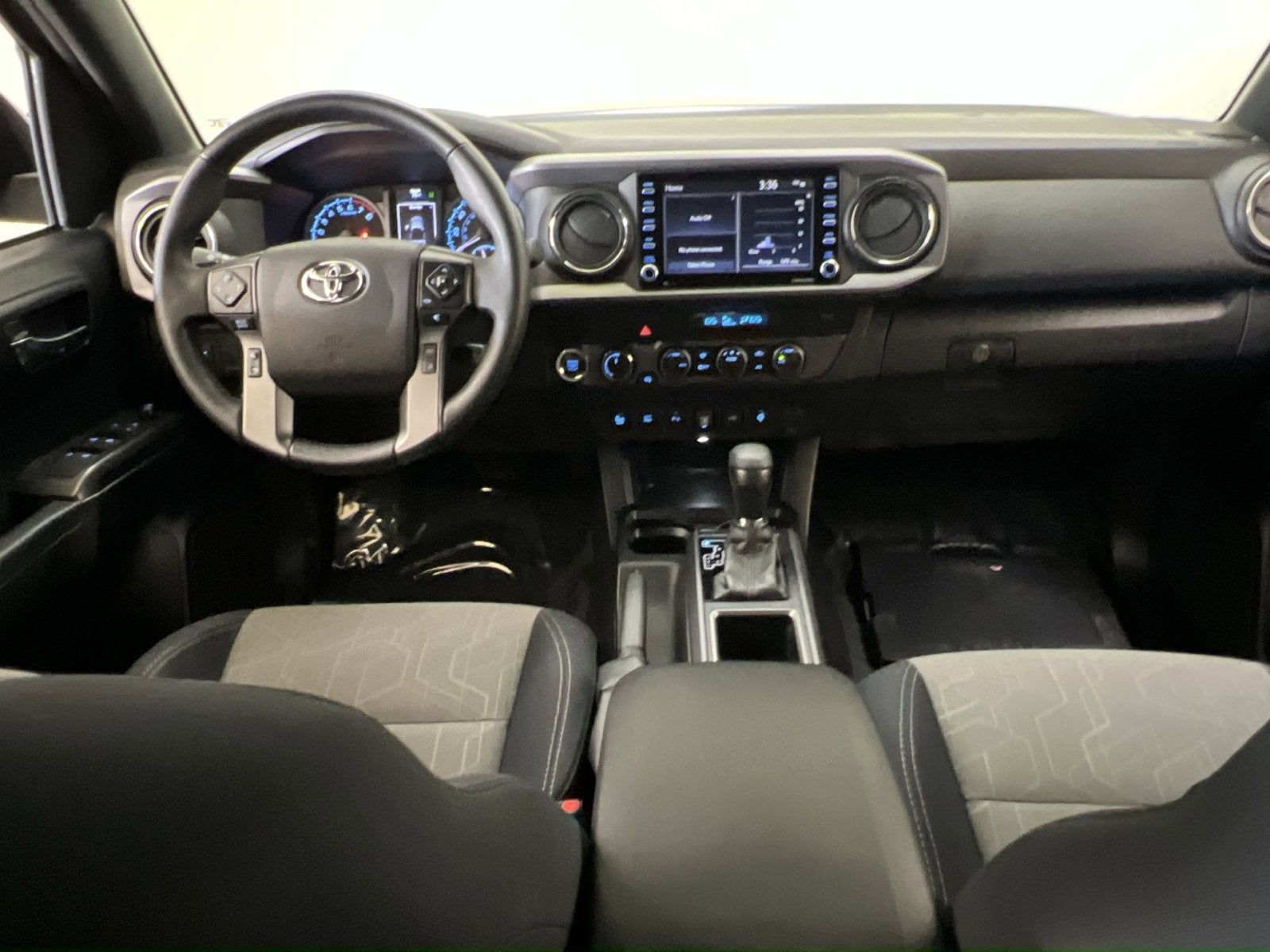 2022 Toyota Tacoma SR - Photo 21