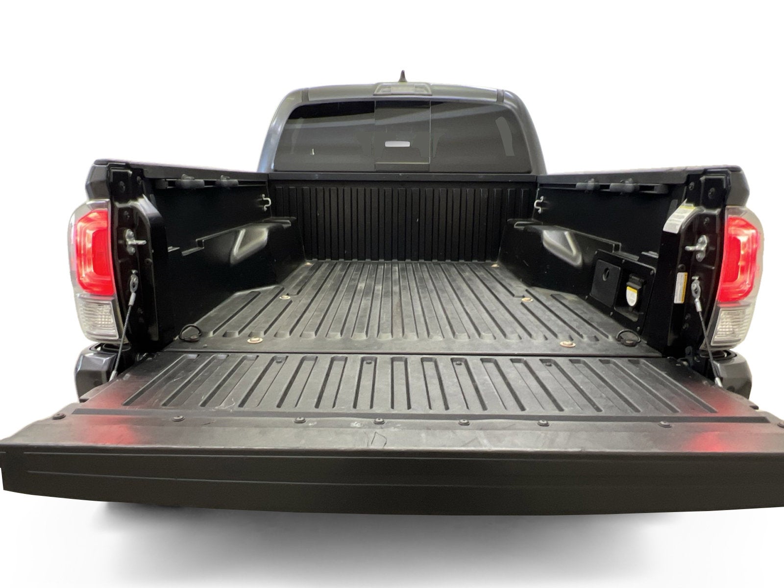 2022 Toyota Tacoma SR - Photo 24