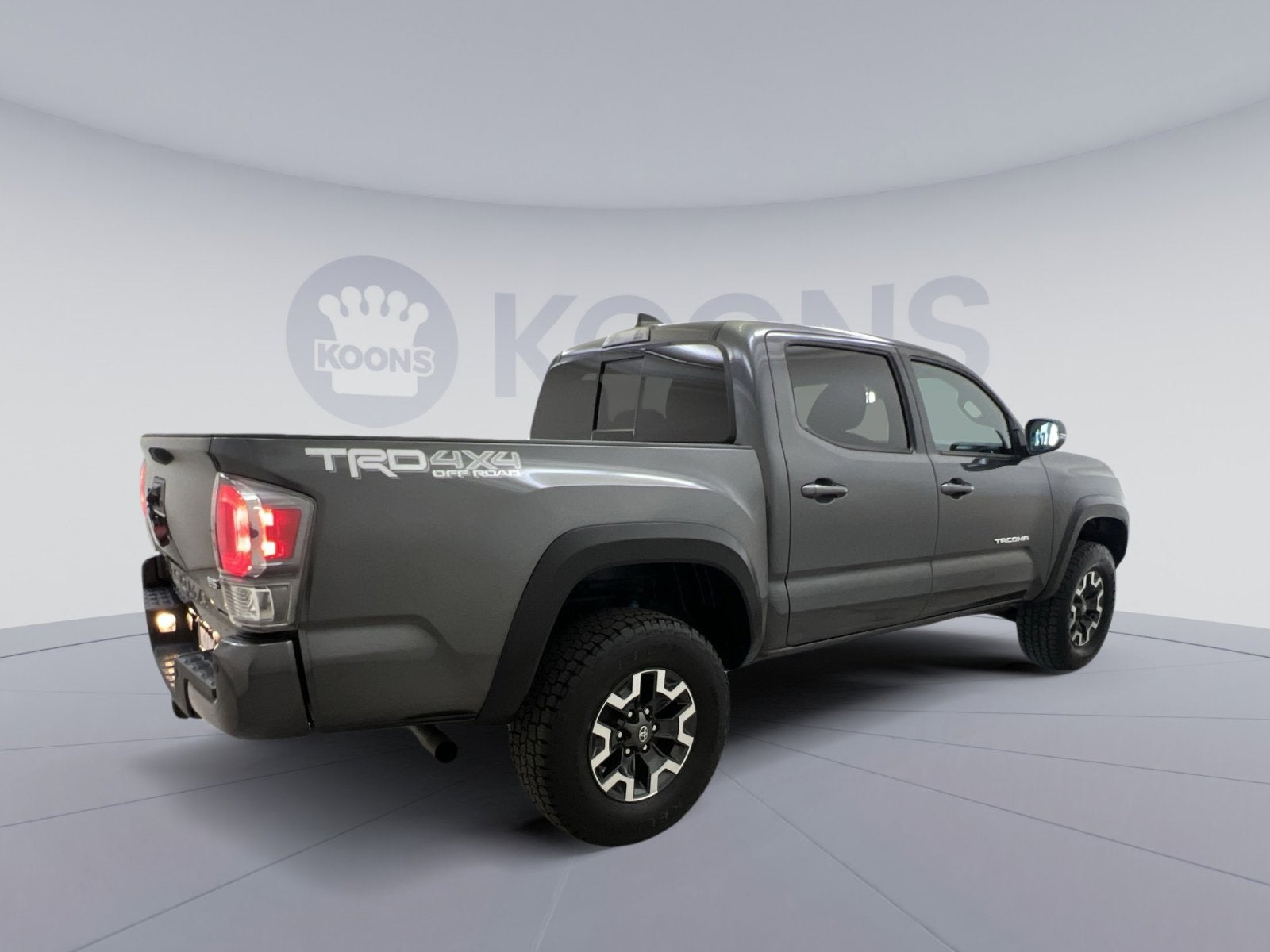 2022 Toyota Tacoma SR - Photo 5