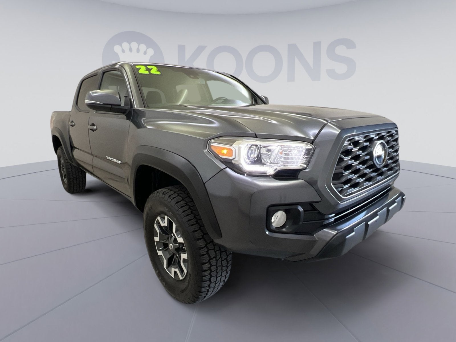 2022 Toyota Tacoma SR - Photo 8