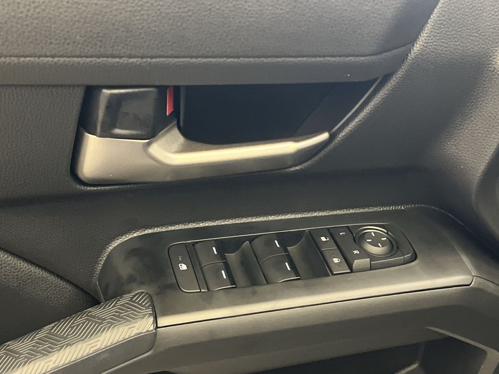 2025 Toyota Tacoma Hybrid TRD Sport