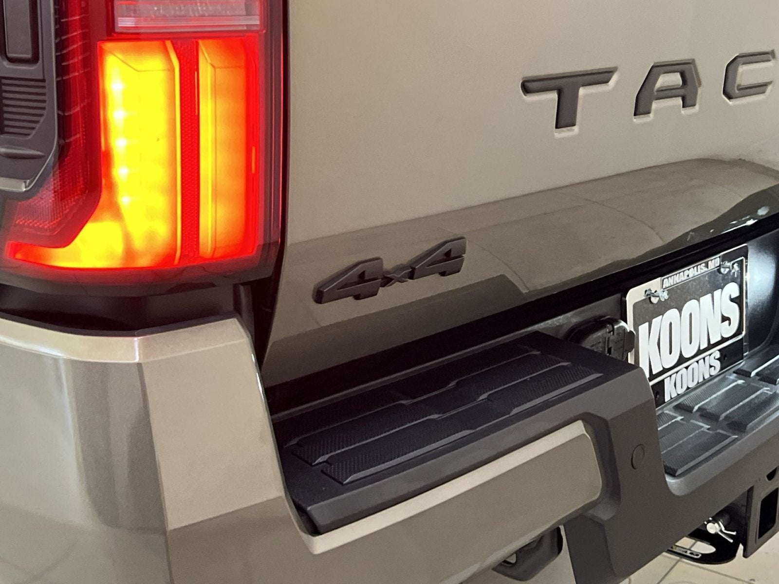 2025 Toyota Tacoma Hybrid TRD Sport