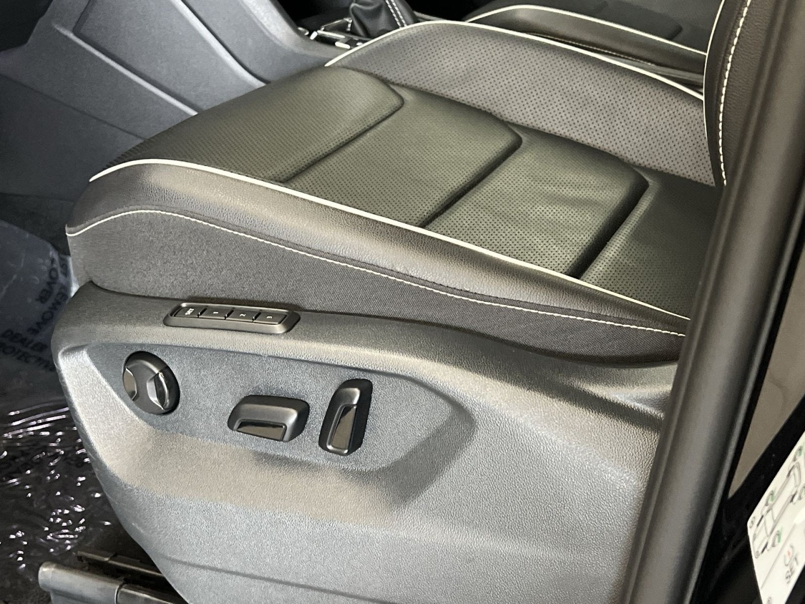 2022 Volkswagen Tiguan 2.0T SEL R-Line