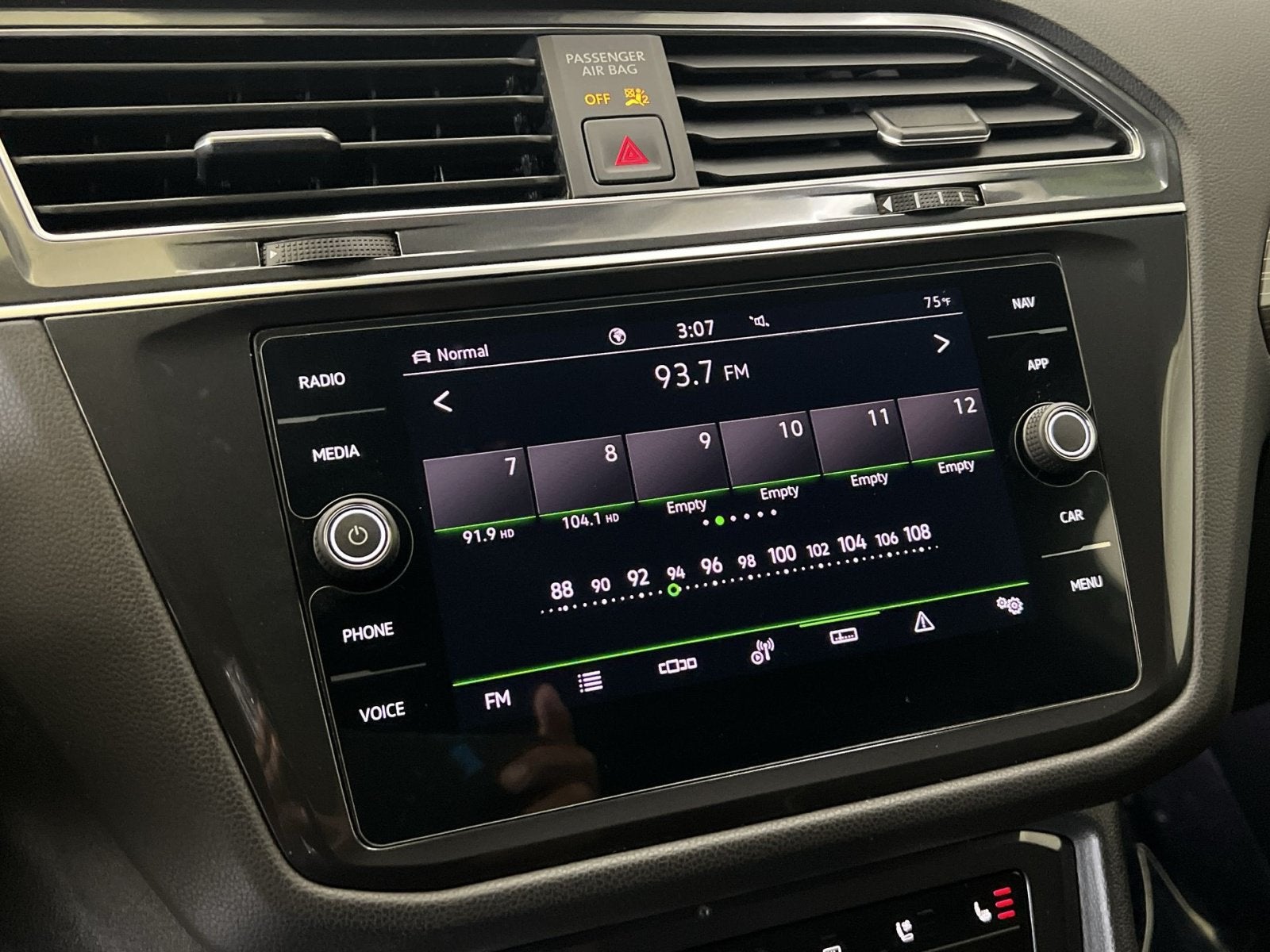 2022 Volkswagen Tiguan 2.0T SEL R-Line