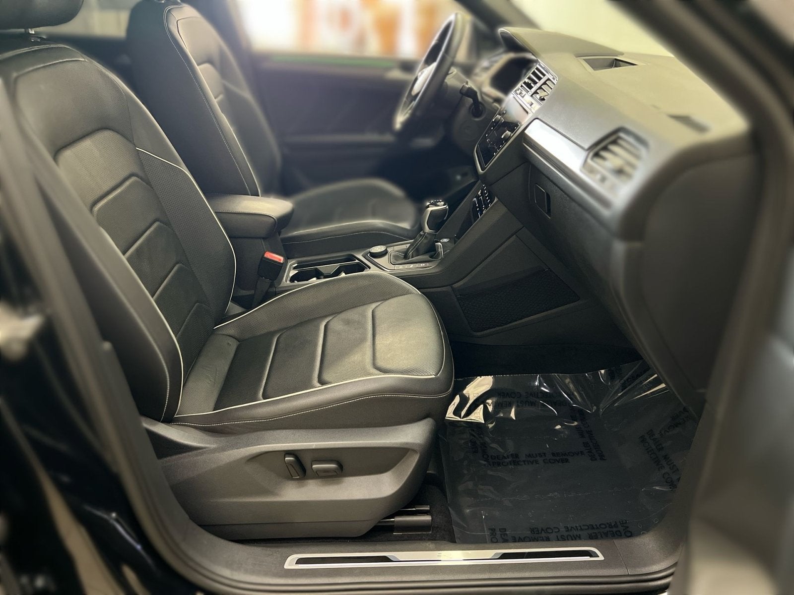 2022 Volkswagen Tiguan 2.0T SEL R-Line