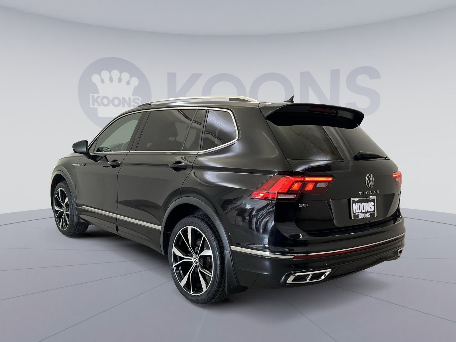2022 Volkswagen Tiguan 2.0T SEL R-Line
