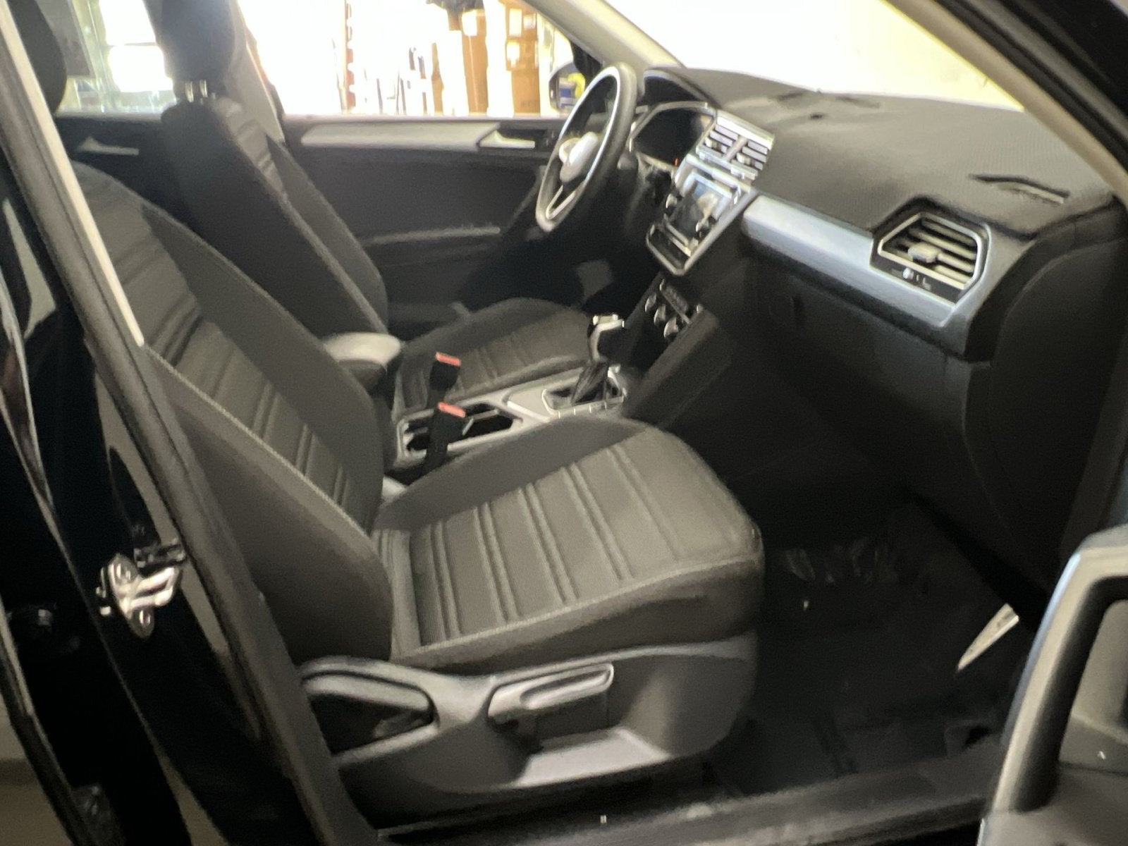 2023 Volkswagen Tiguan 2.0T S