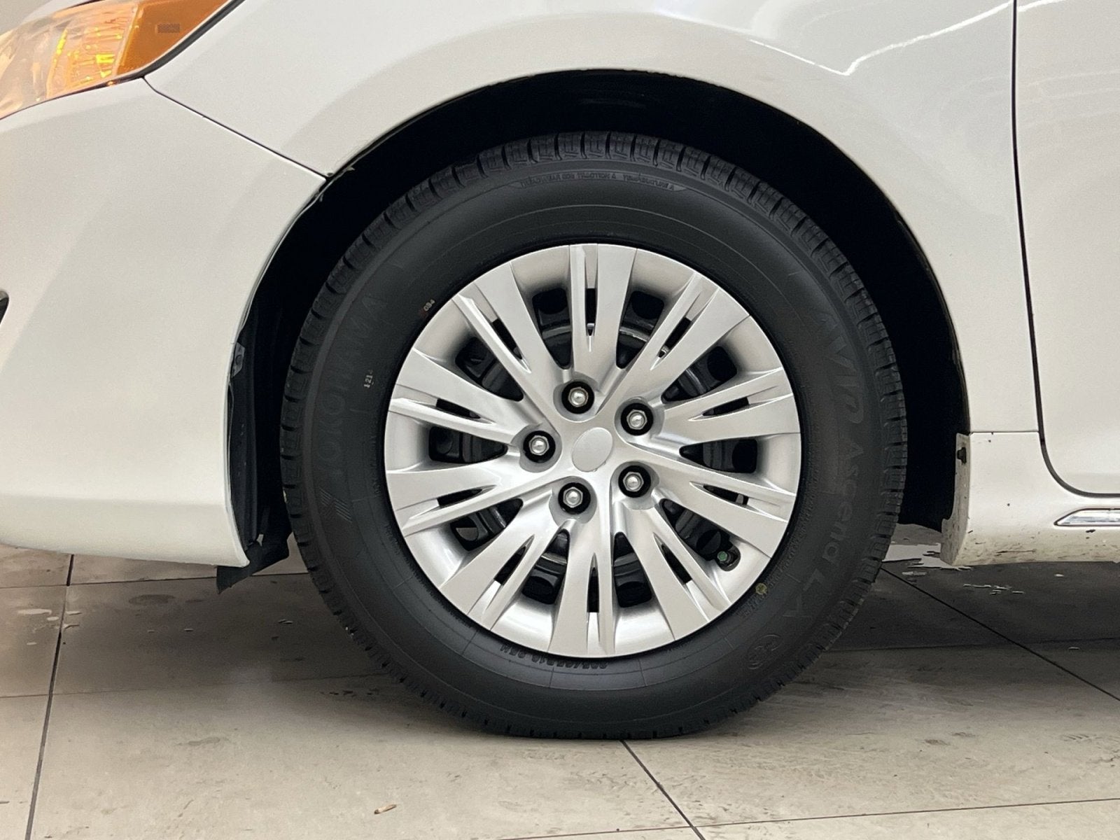 2014 Toyota Camry Hybrid LE