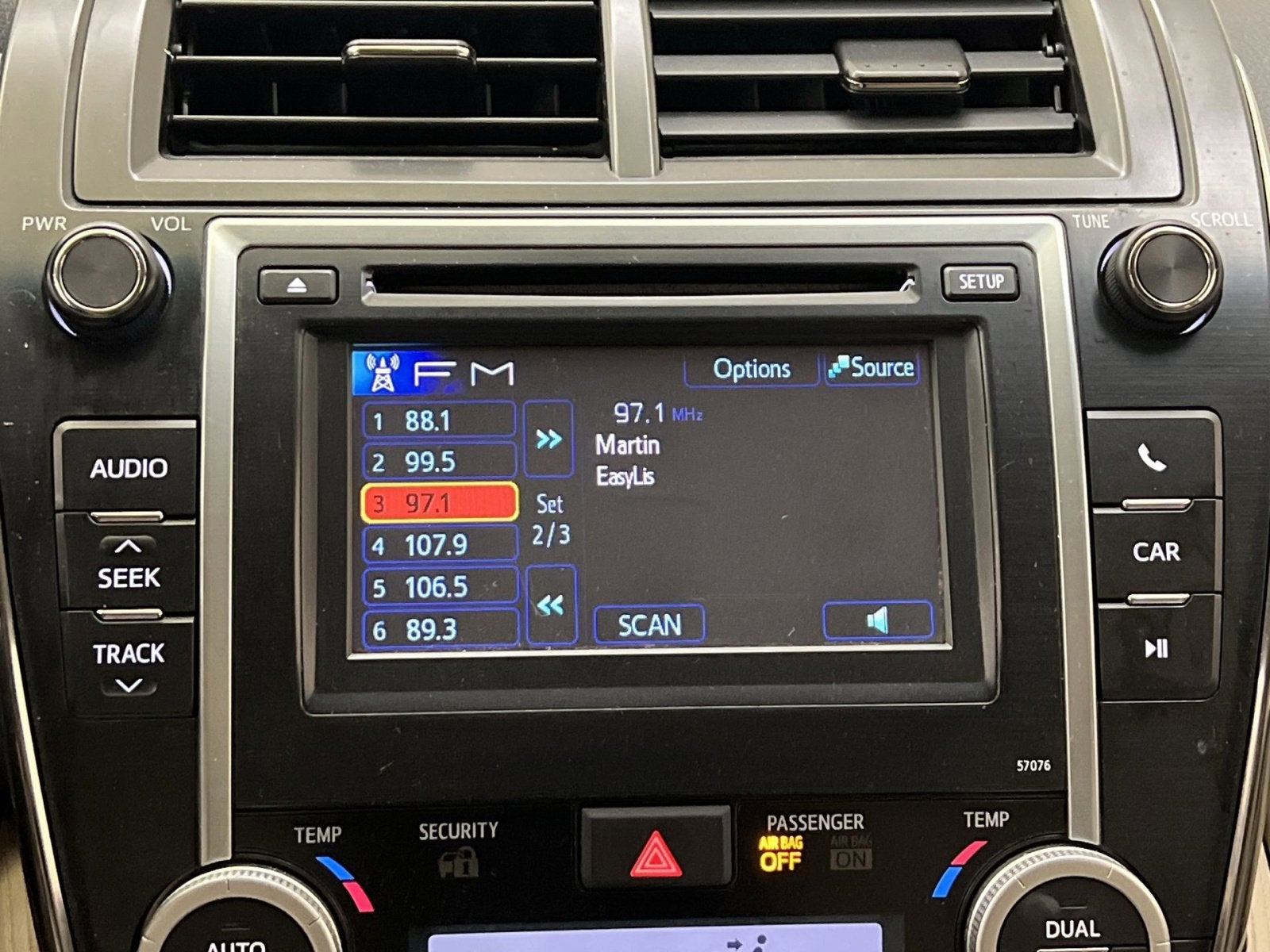 2014 Toyota Camry Hybrid LE