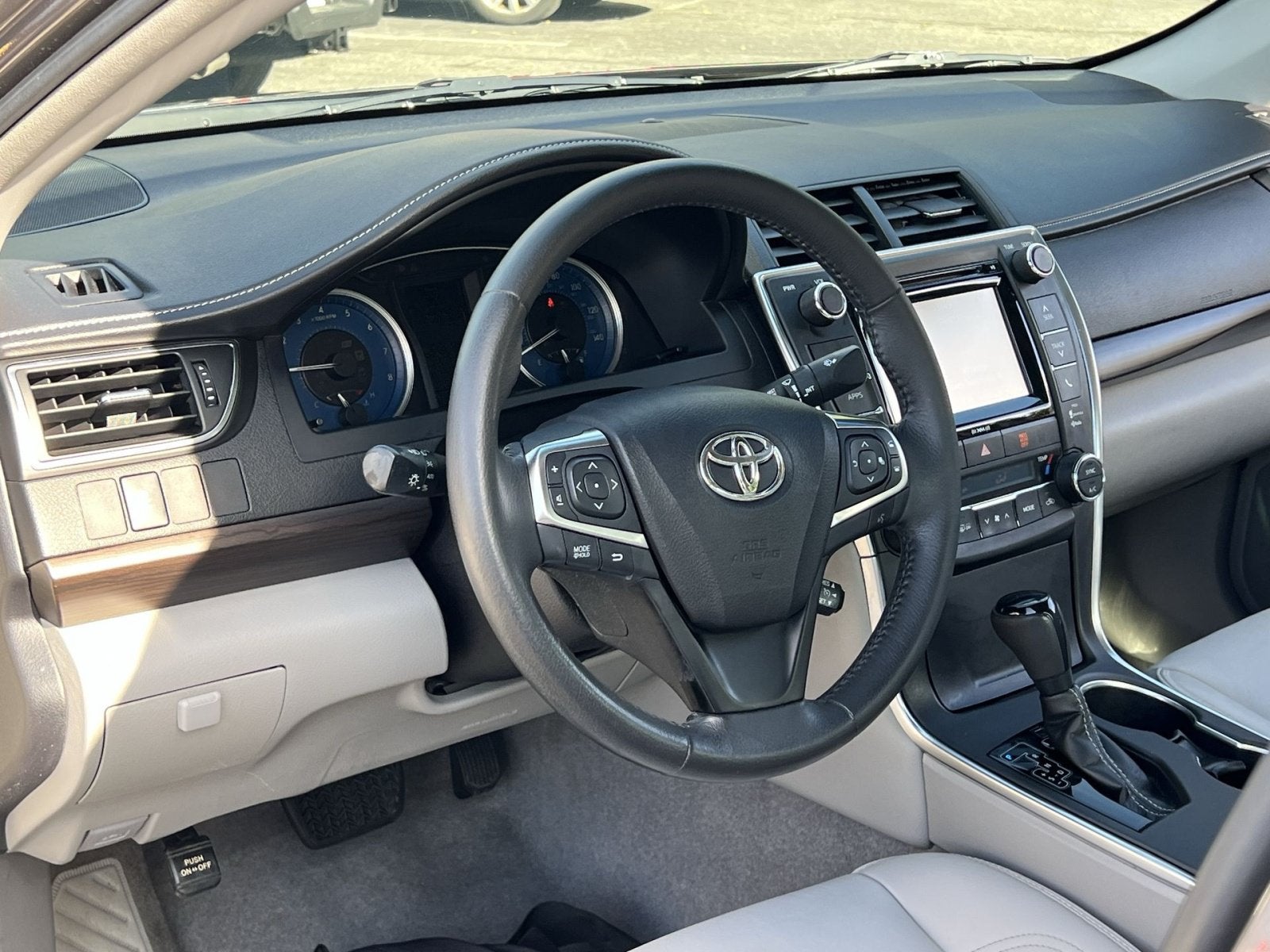 2017 Toyota Camry XLE