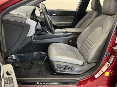 2019 Toyota Avalon XSE
