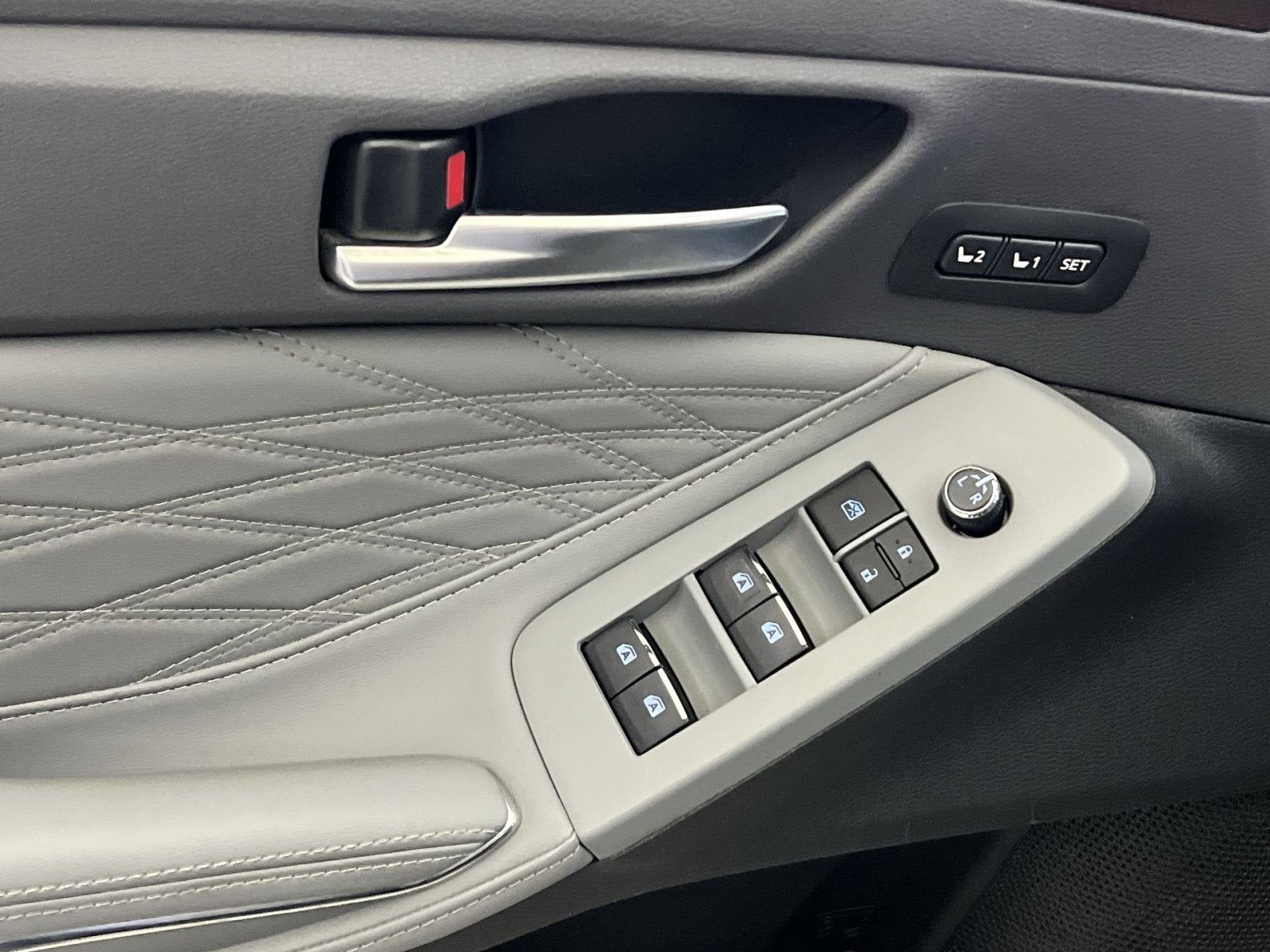 2020 Toyota Avalon Hybrid Limited