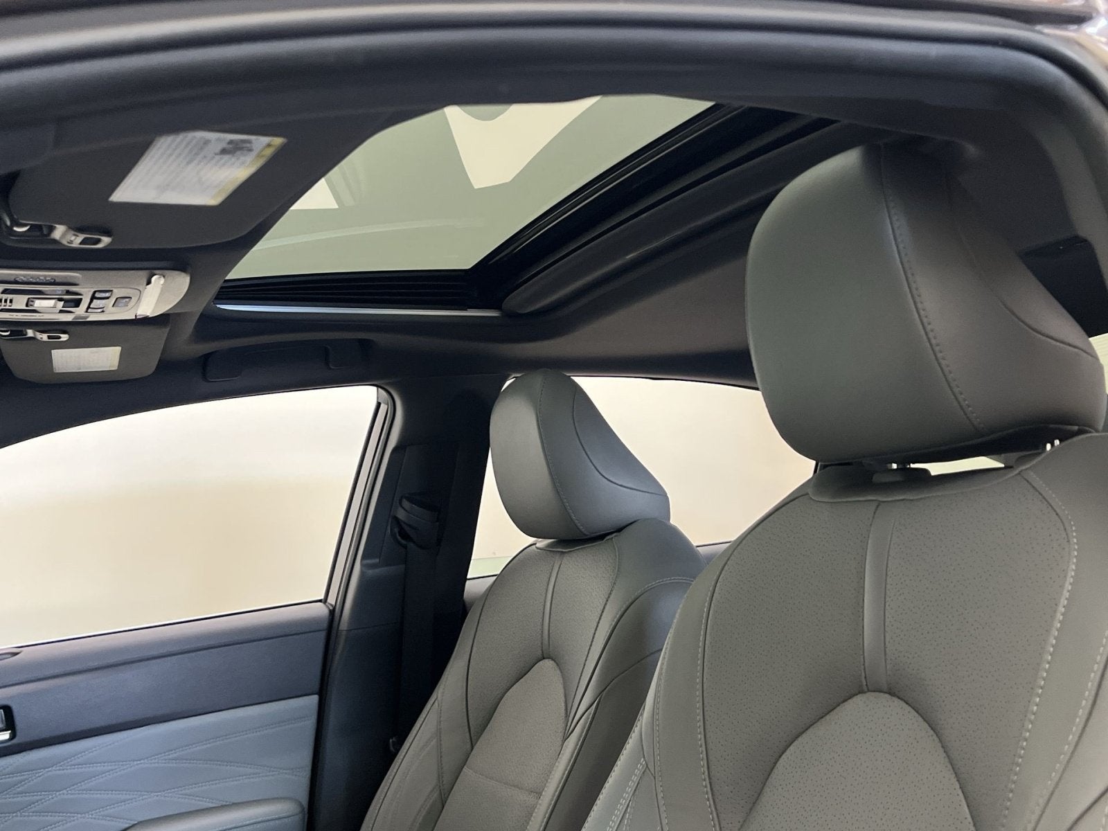 2020 Toyota Avalon Hybrid Limited