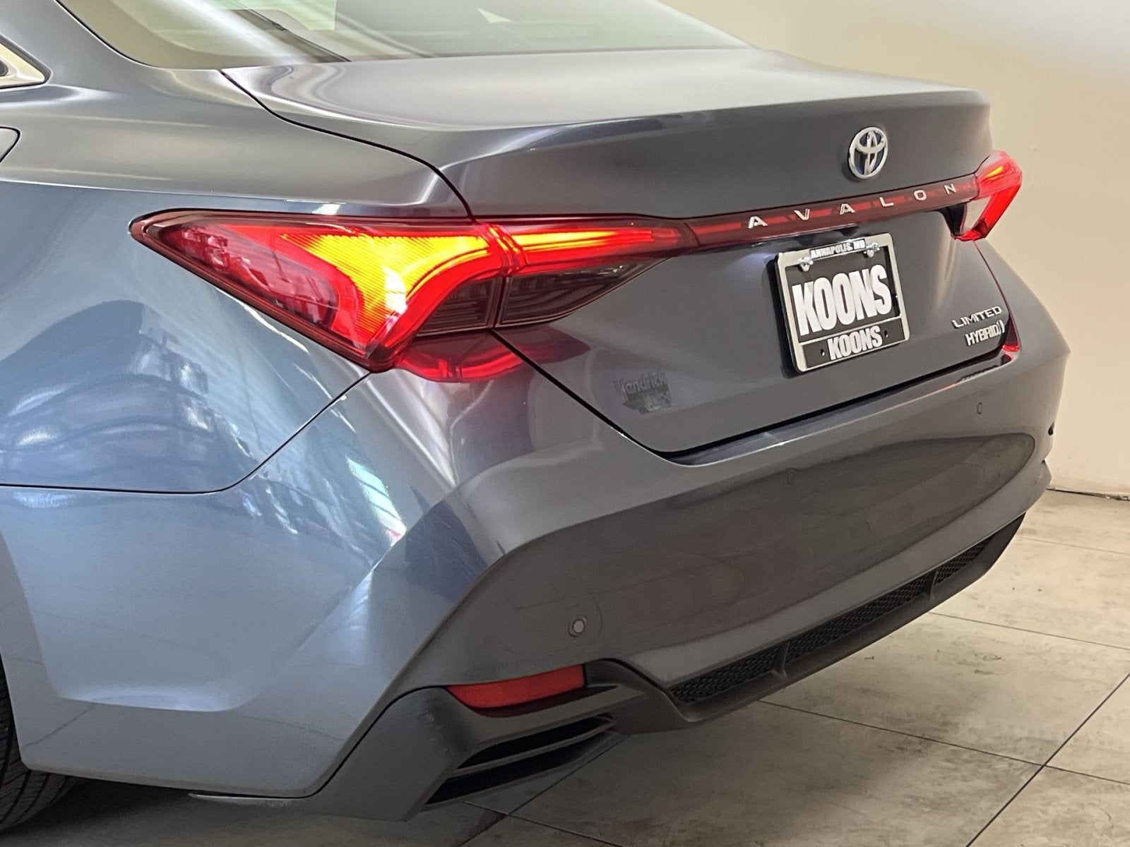 2021 Toyota Avalon Hybrid Limited