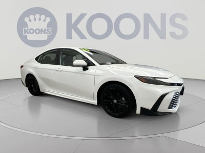 2025 Toyota Camry SE