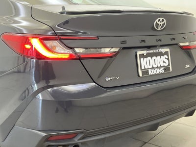 2025 Toyota Camry SE