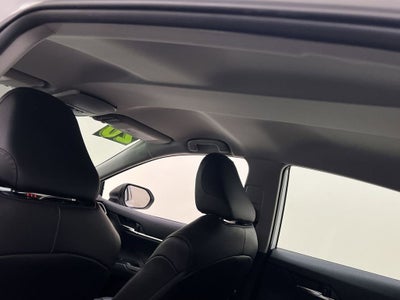 2020 Toyota Camry Hybrid XLE