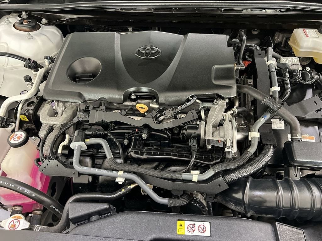 2020 Toyota Camry Hybrid XLE