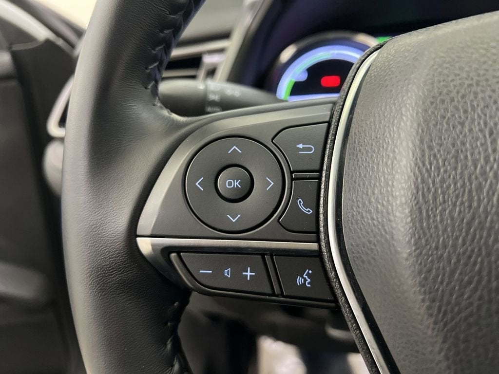 2020 Toyota Camry Hybrid XLE