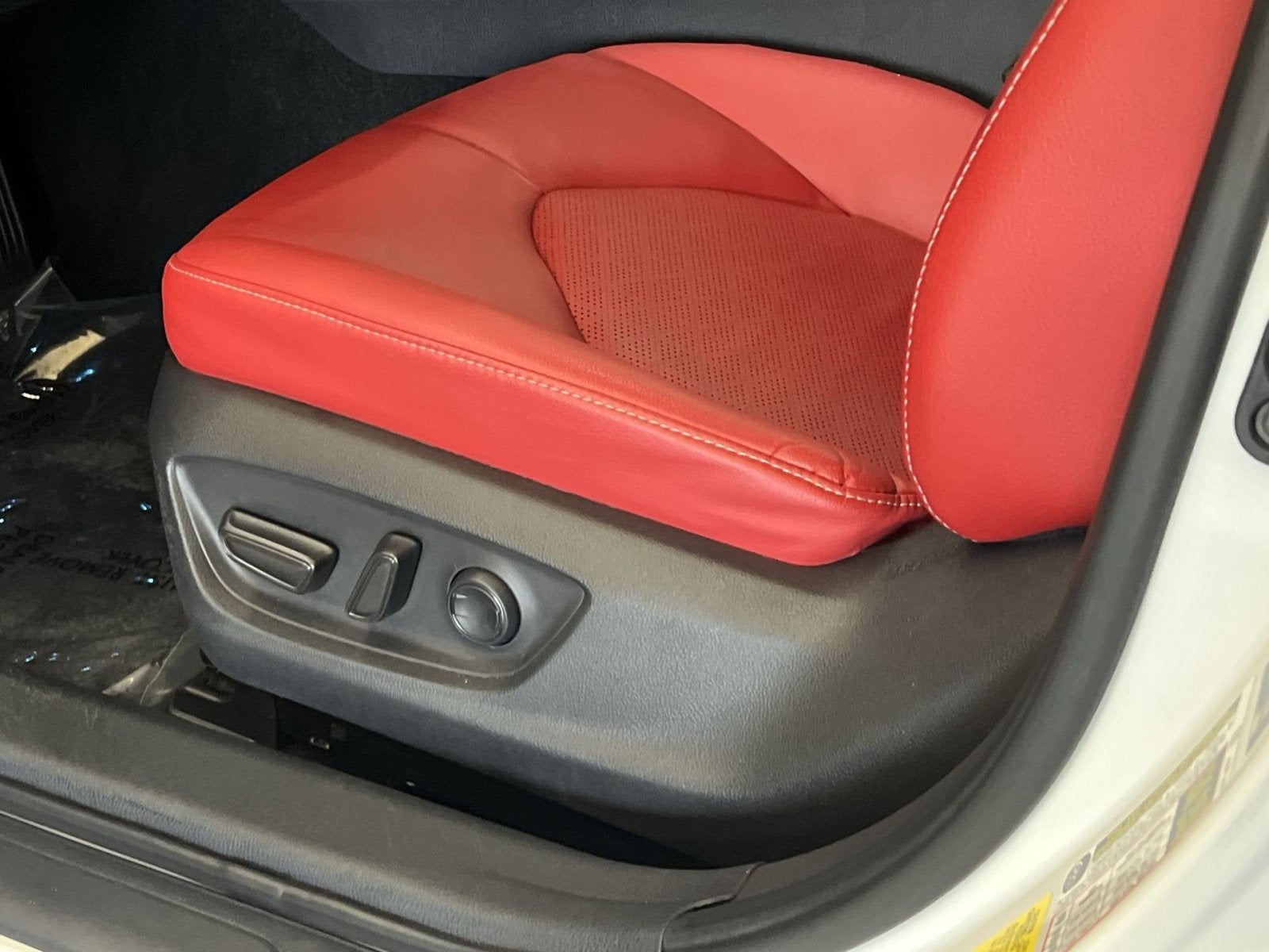 2021 Toyota Camry Hybrid XSE