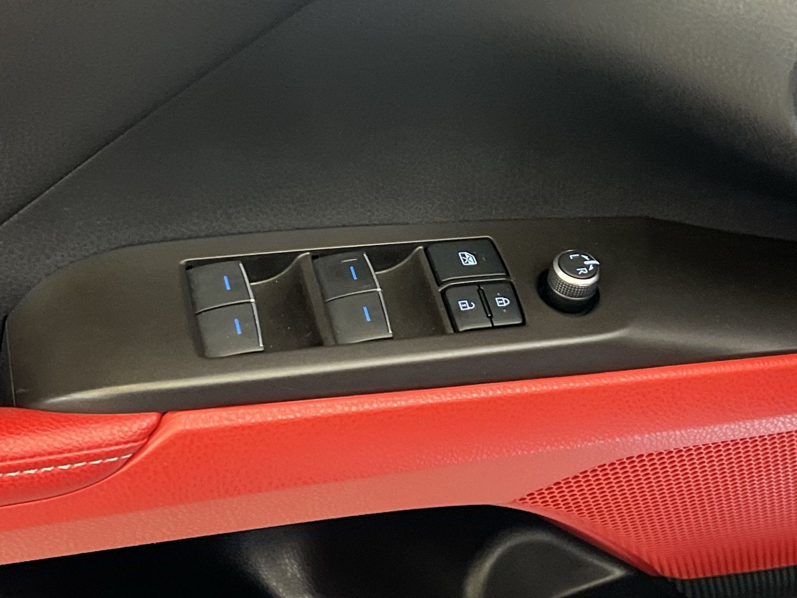 2021 Toyota Camry Hybrid XSE