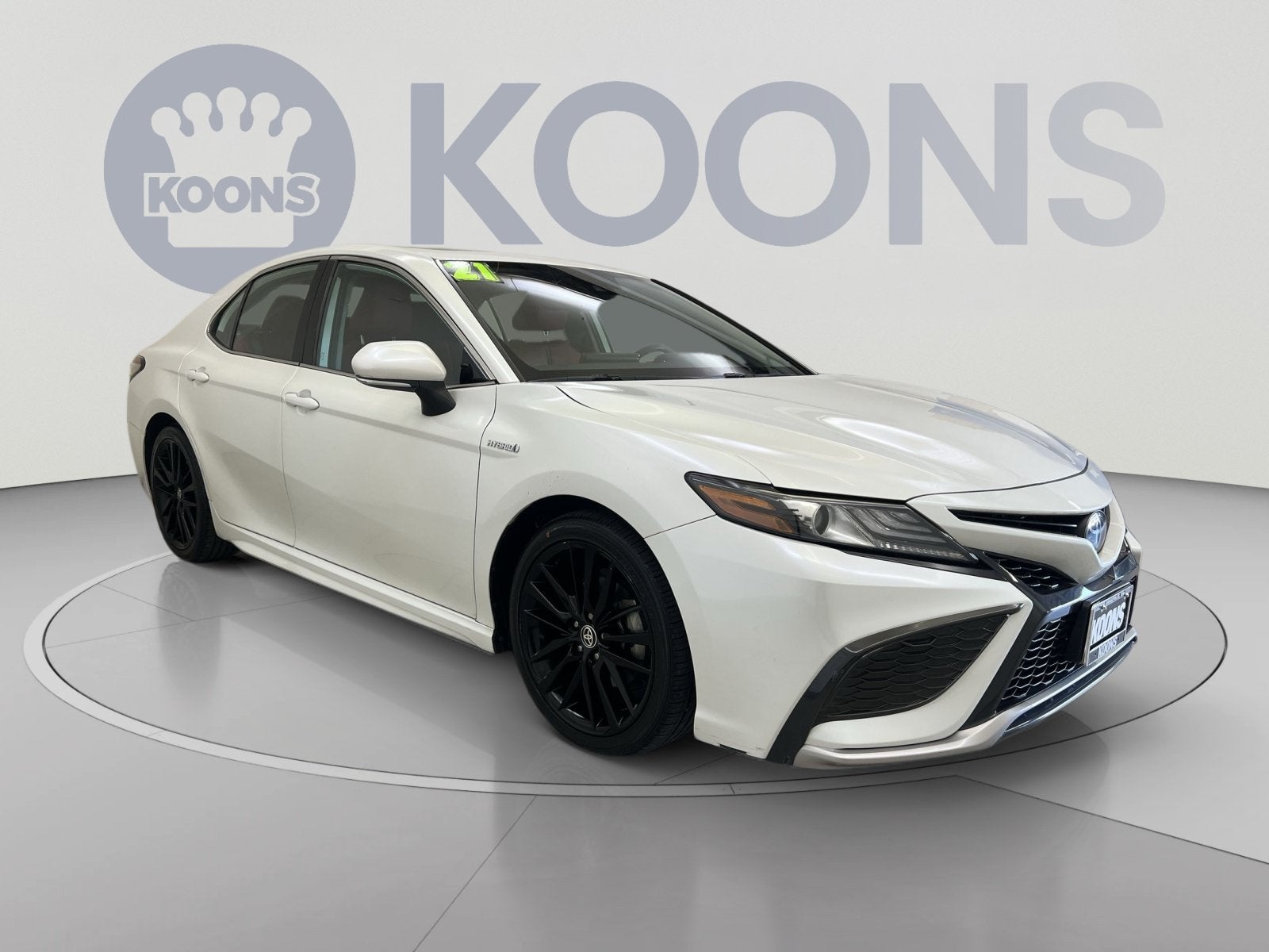 2021 Toyota Camry Hybrid XSE