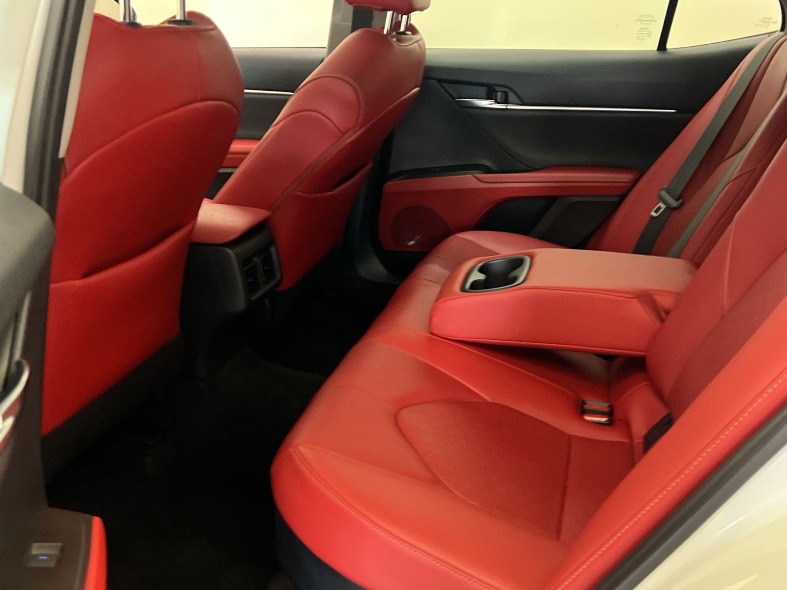 2021 Toyota Camry Hybrid XSE