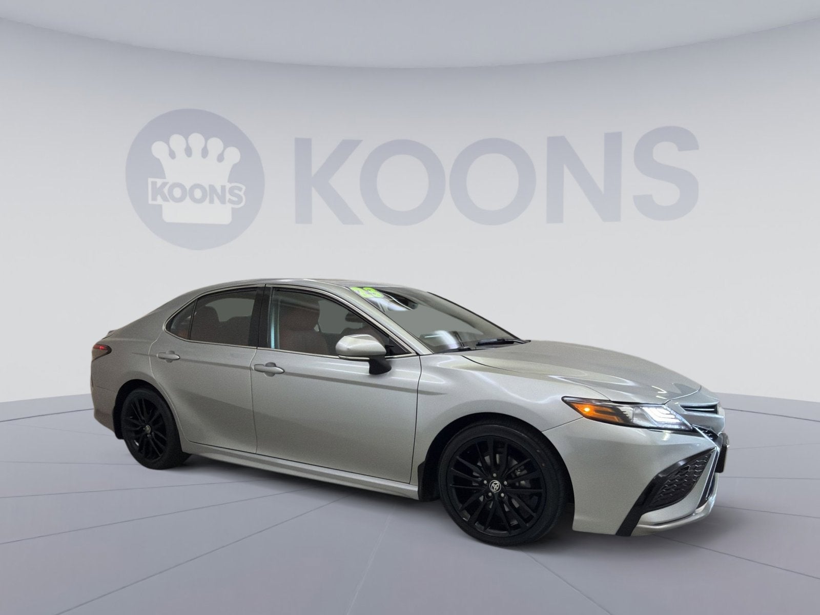 2023 Toyota Camry Hybrid XSE