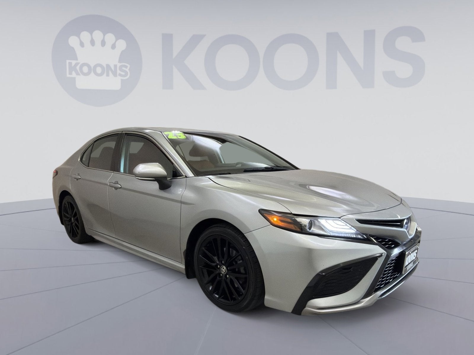 2023 Toyota Camry Hybrid XSE