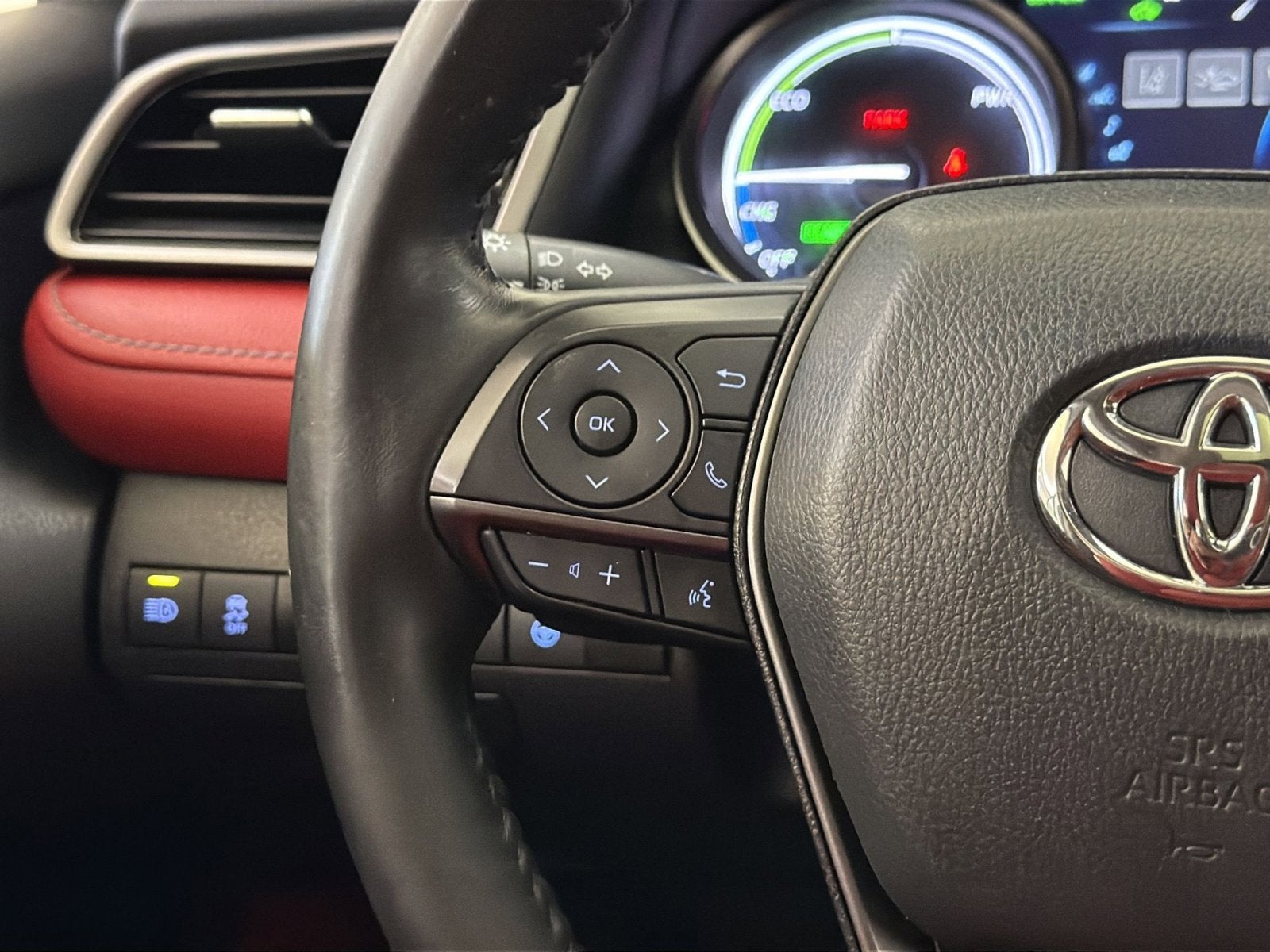 2023 Toyota Camry Hybrid XSE