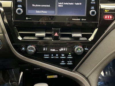 2022 Toyota Camry Hybrid XSE