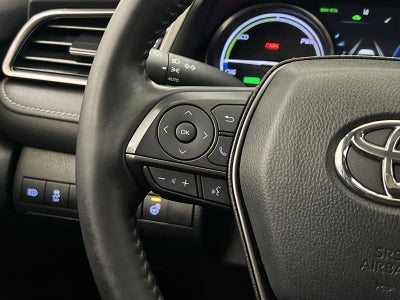 2022 Toyota Camry Hybrid XSE