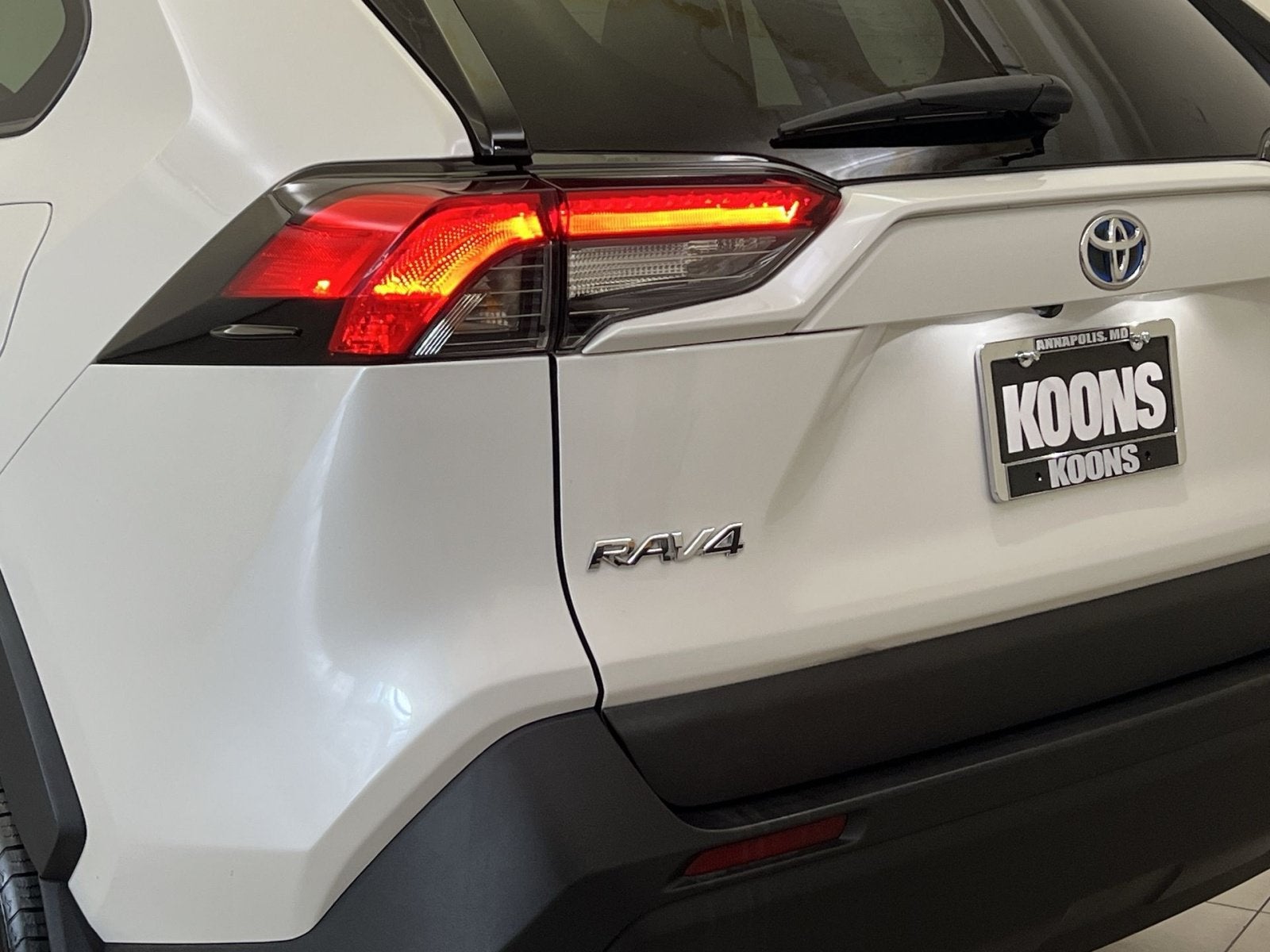 2024 Toyota RAV4 Hybrid XLE Premium