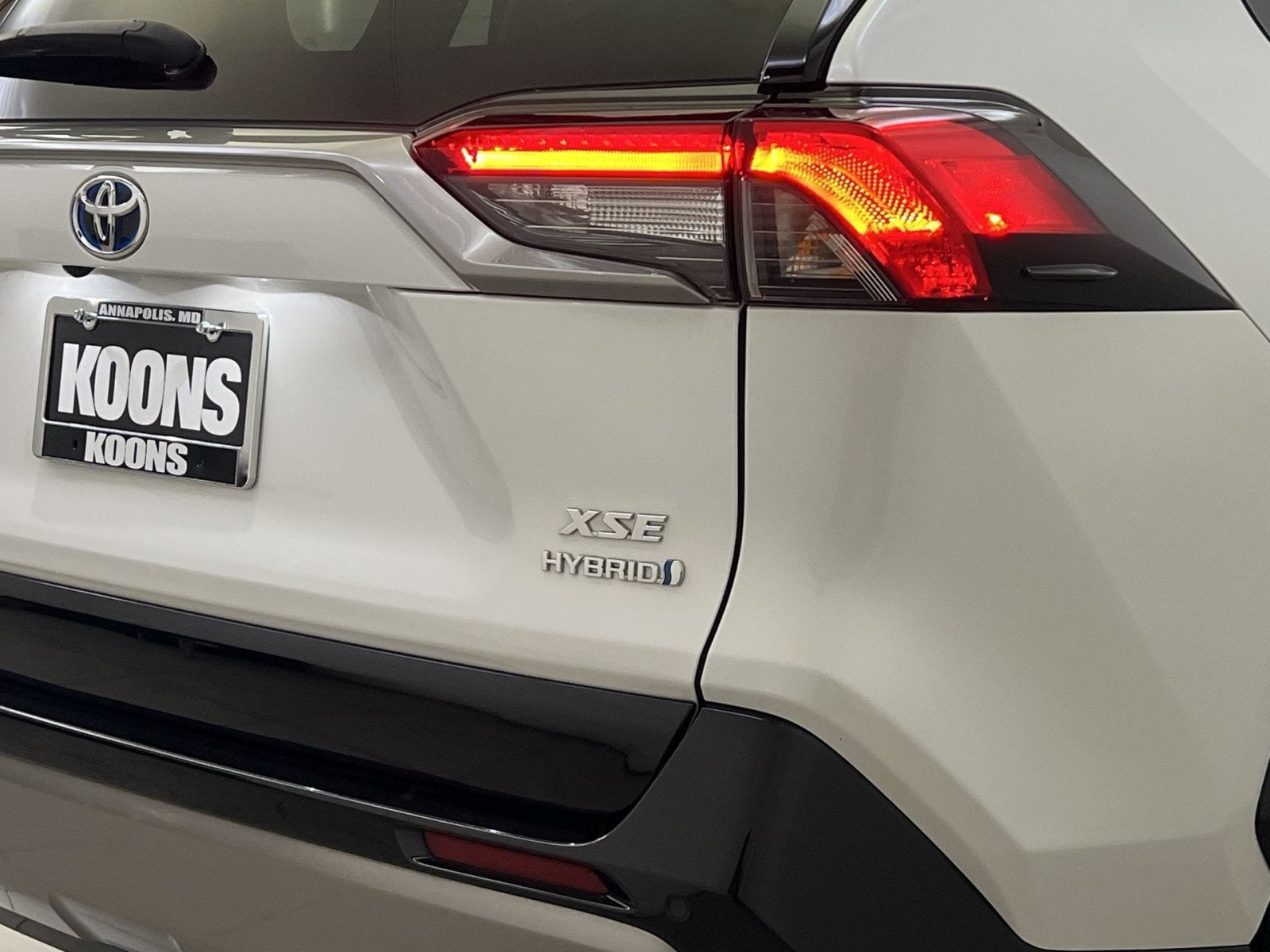 2024 Toyota RAV4 Hybrid XSE