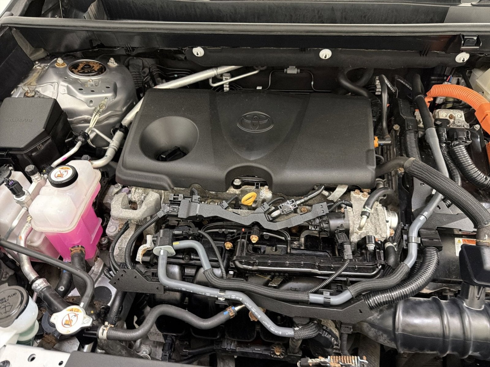 2022 Toyota RAV4 XLE - Photo 29