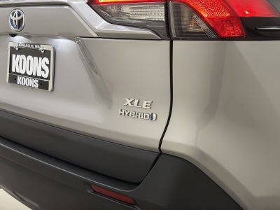 2022 Toyota RAV4 Hybrid XLE