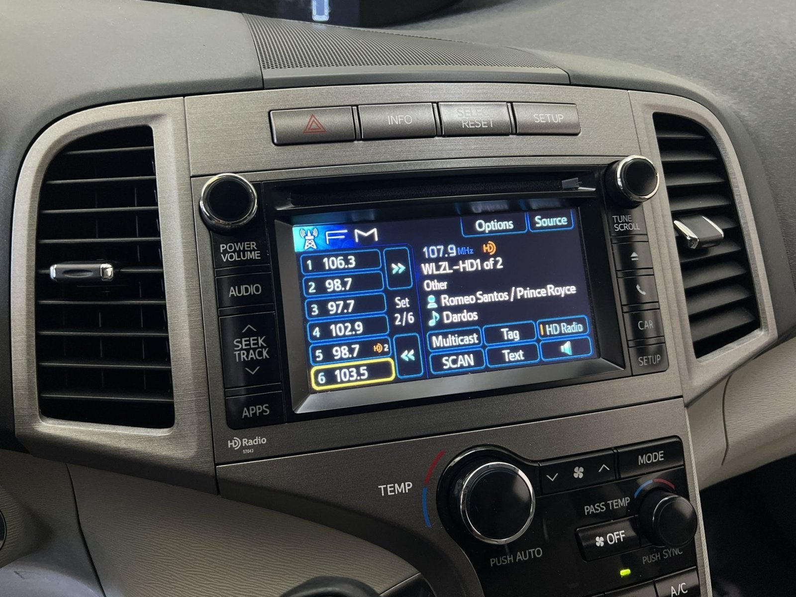 2013 Toyota Venza XLE