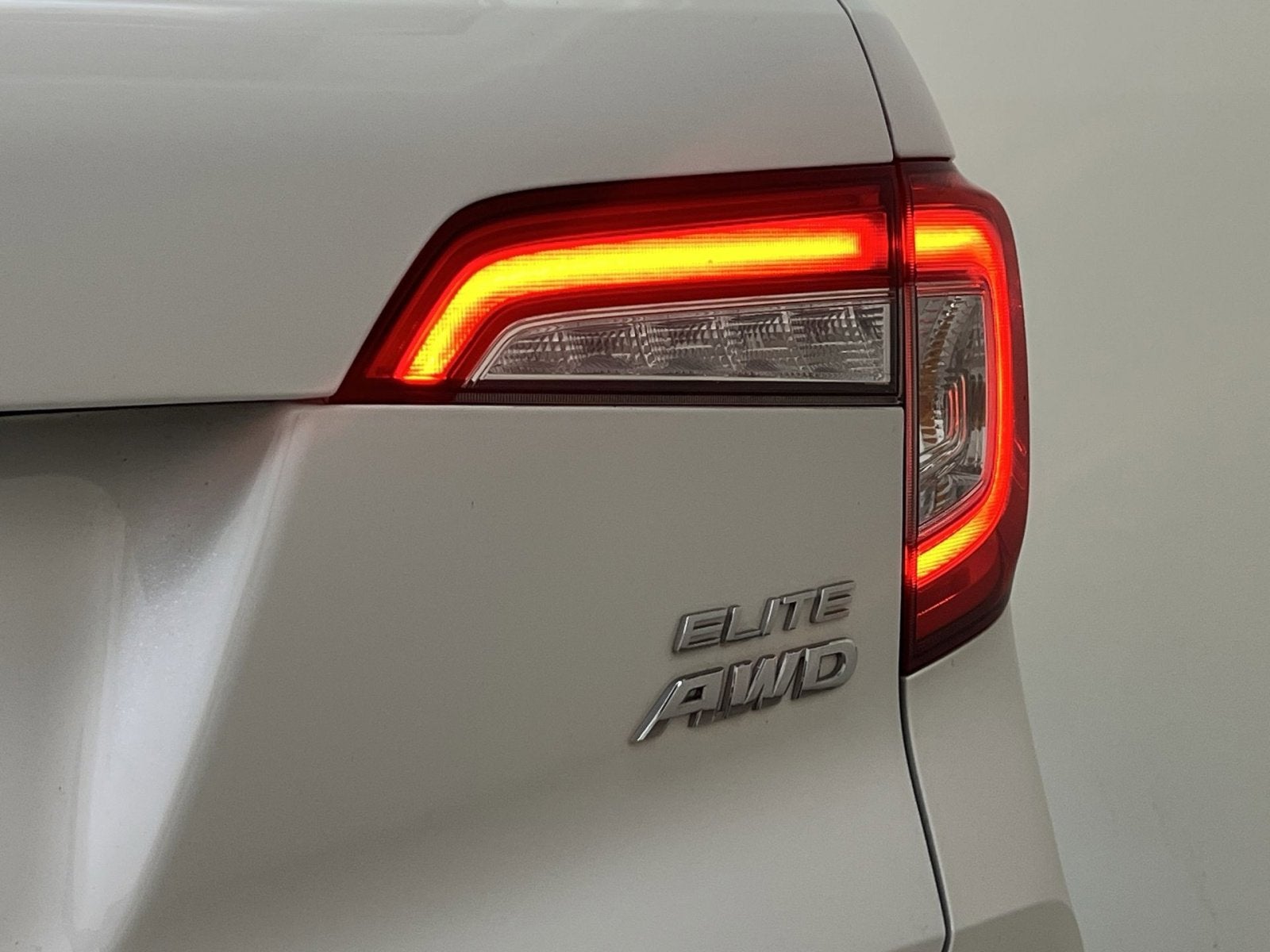 2022 Honda Pilot Elite