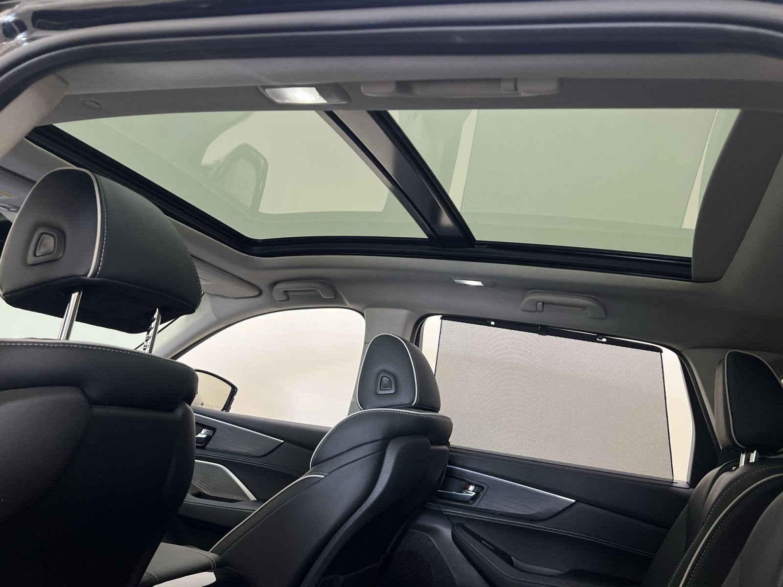 2023 Acura MDX Advance