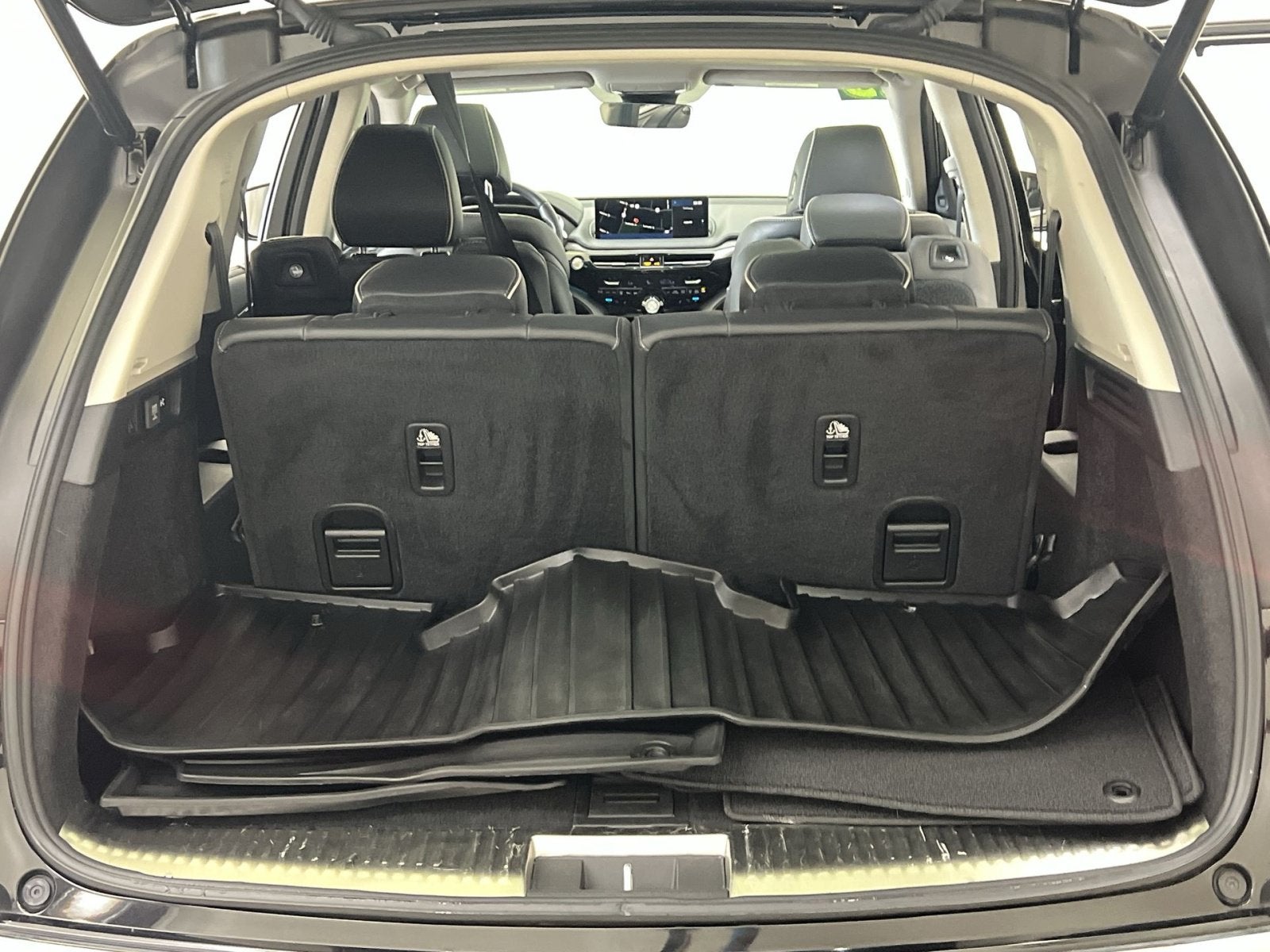 2023 Acura MDX Advance