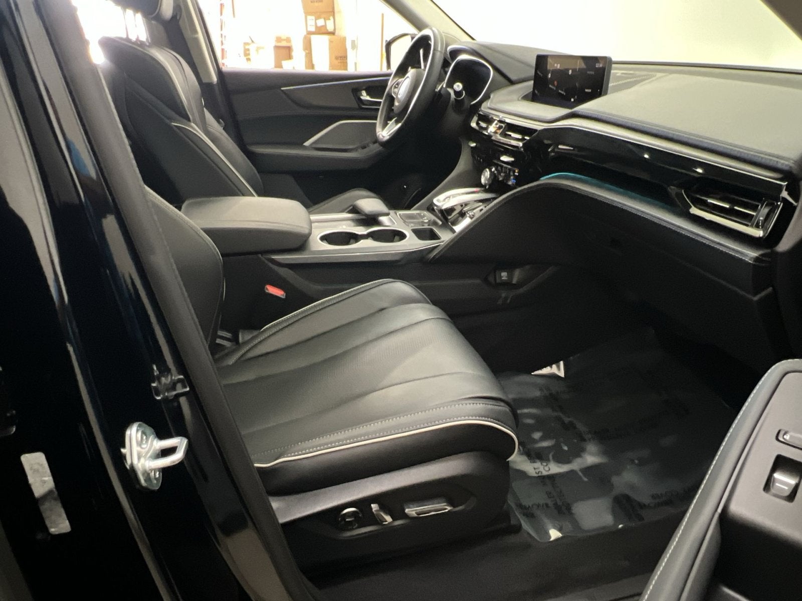 2023 Acura MDX Advance