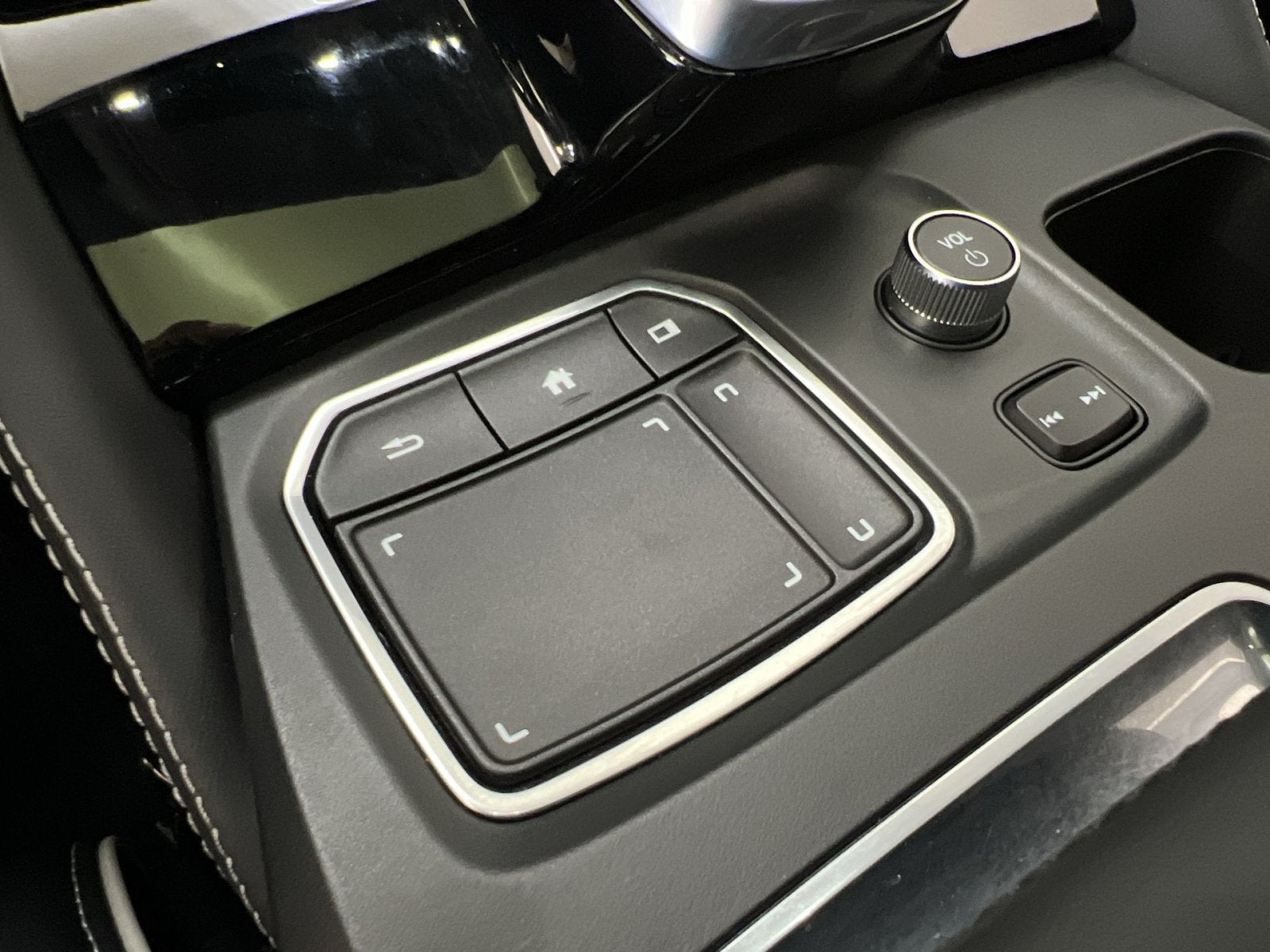 2023 Acura MDX Advance