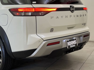 2023 Nissan Pathfinder Platinum