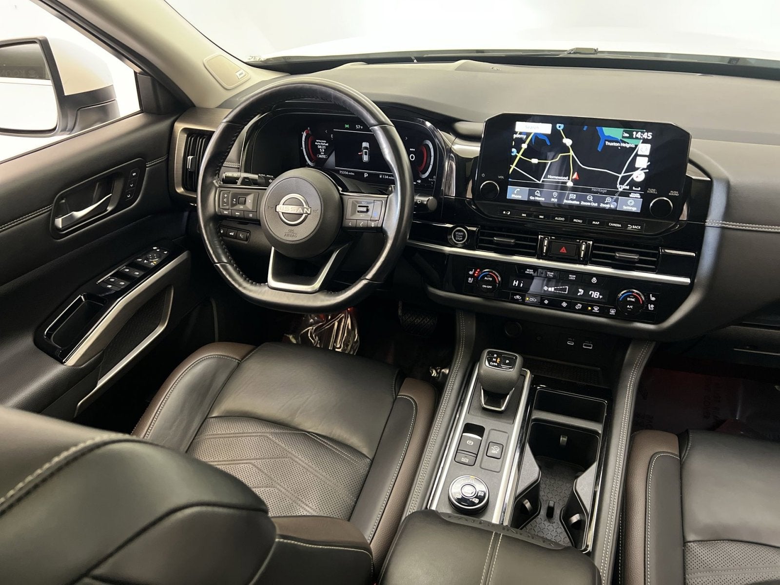 2023 Nissan Pathfinder Platinum