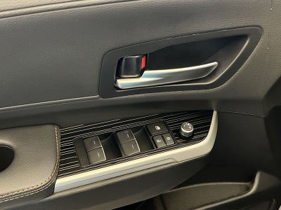 2025 Toyota Sienna Woodland Edition