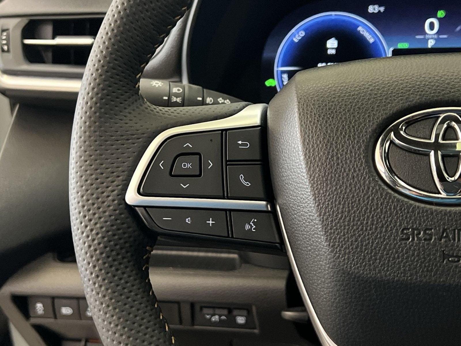 2025 Toyota Sienna Woodland Edition