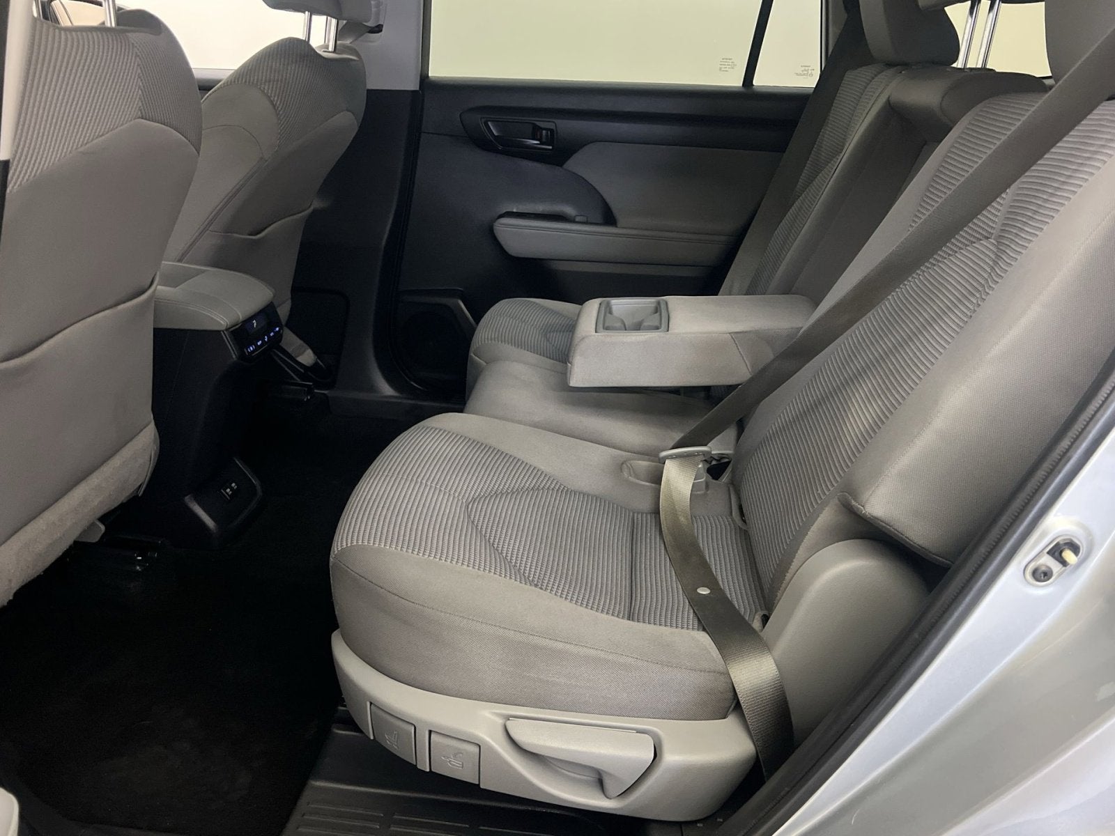 2020 Toyota Highlander L