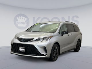 2022 Toyota Sienna XSE